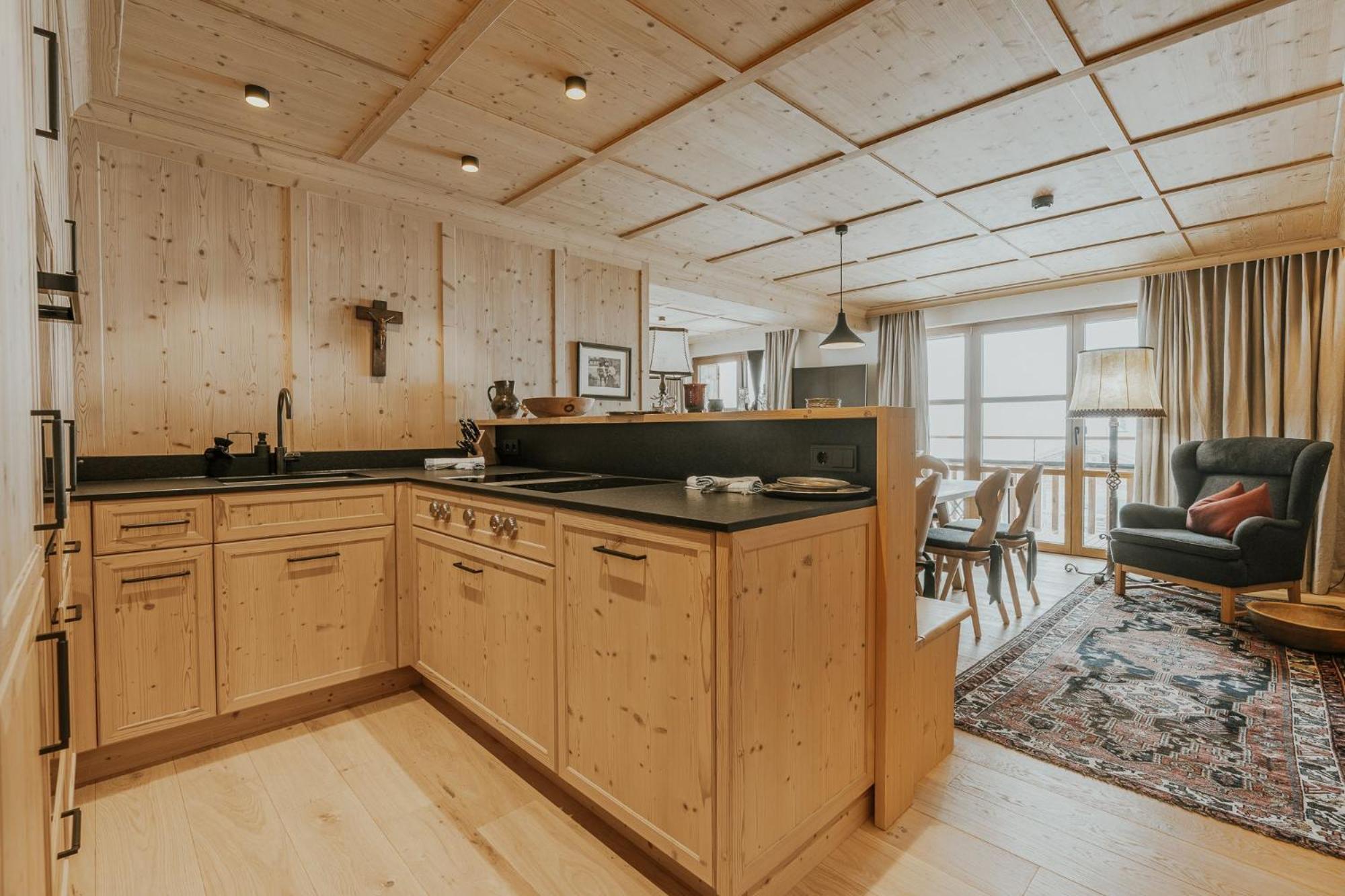 Boutique Chalet Almrausch Apartment Lech am Arlberg Luaran gambar